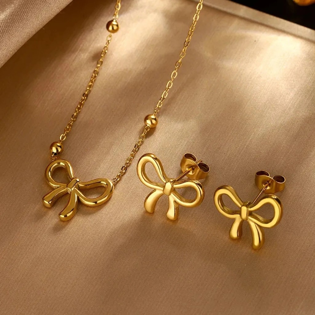 Pendant sets